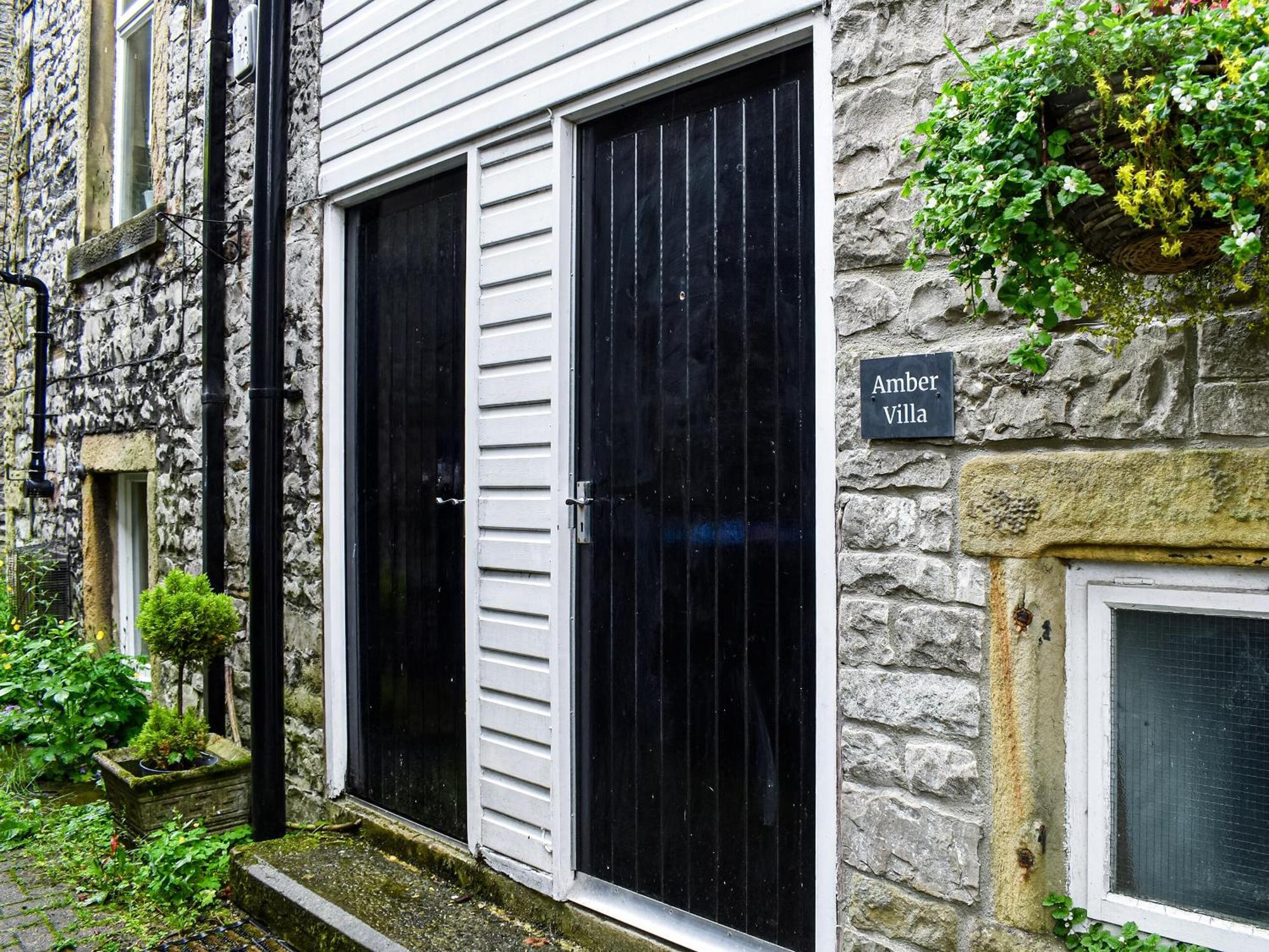 Amber Villa Tideswell Luaran gambar